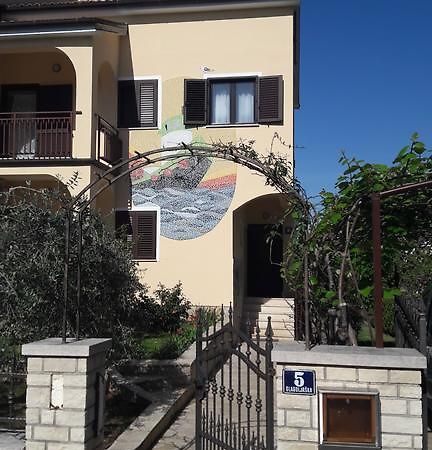 Apartments Mirela Пореч Екстер'єр фото