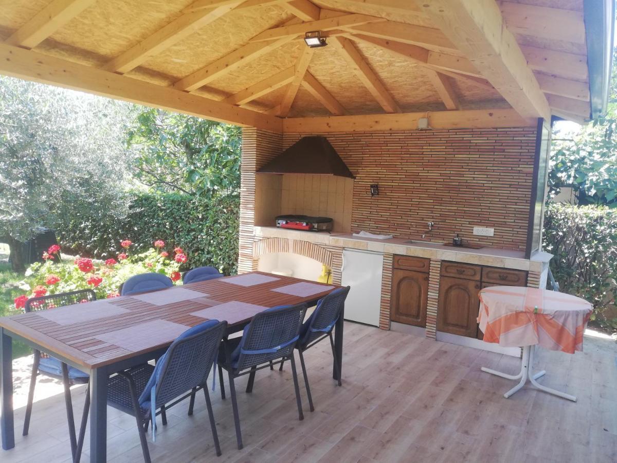 Apartments Mirela Пореч Екстер'єр фото