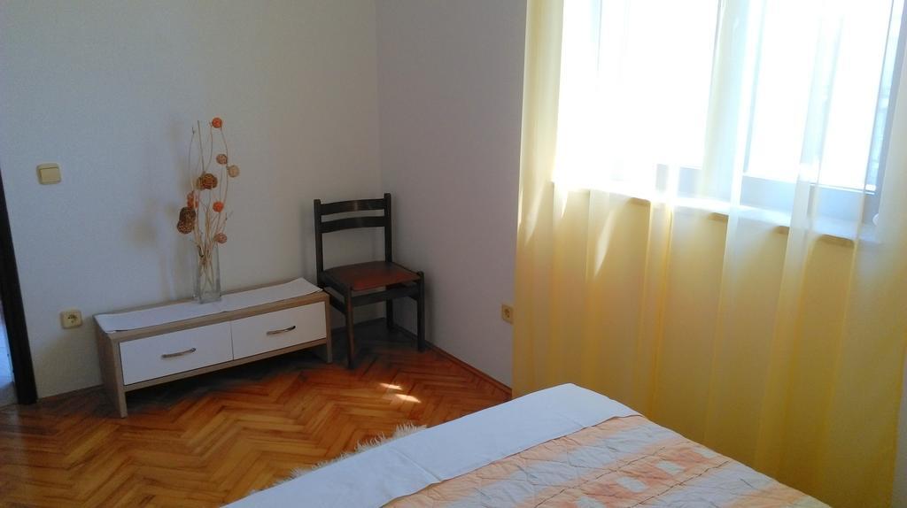 Apartments Mirela Пореч Екстер'єр фото