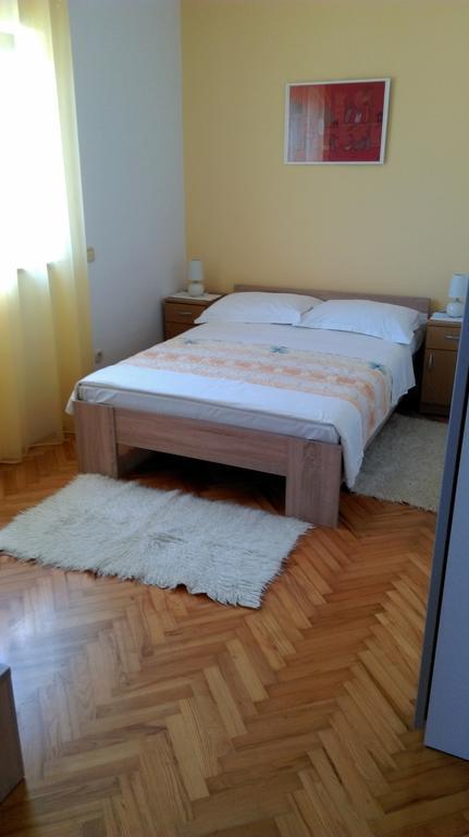 Apartments Mirela Пореч Екстер'єр фото