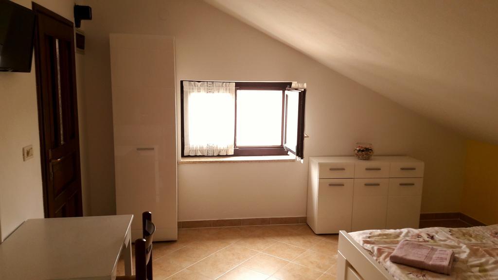 Apartments Mirela Пореч Екстер'єр фото